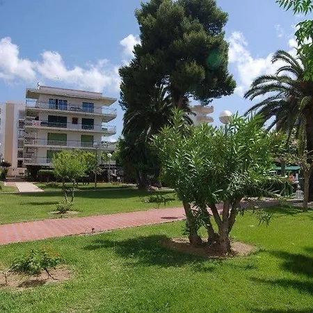 Estudios Zeus Aries Hotel *